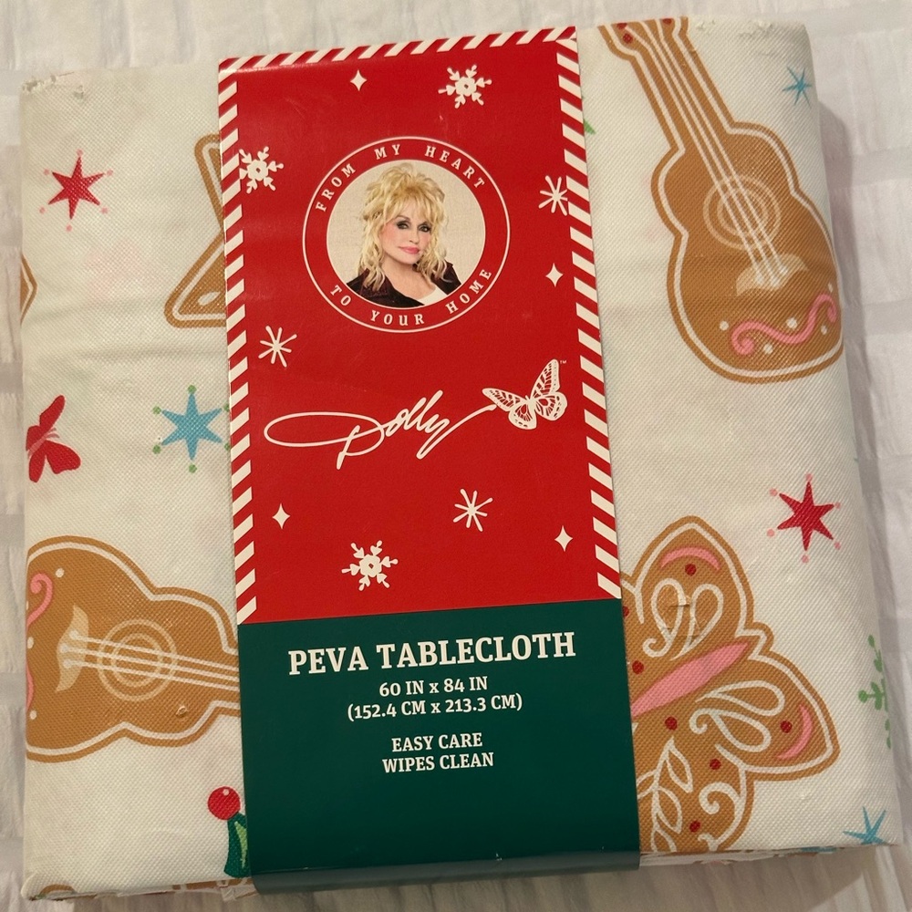 Dolly Parton Christmas Peva Tablecloth 60 x 84 NEW